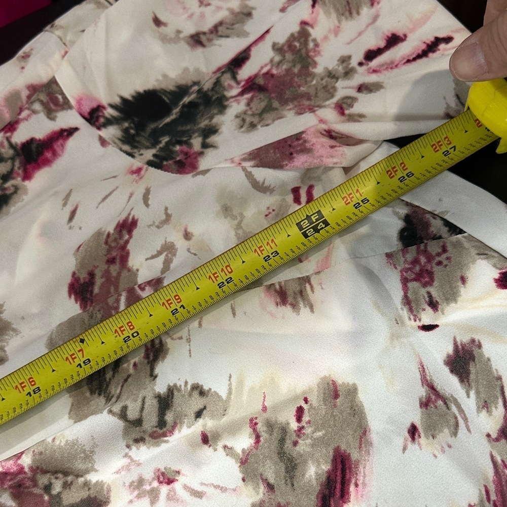 Tahari White Floral Blouse with Pink and Taupe Accents - Picture 7 of 7